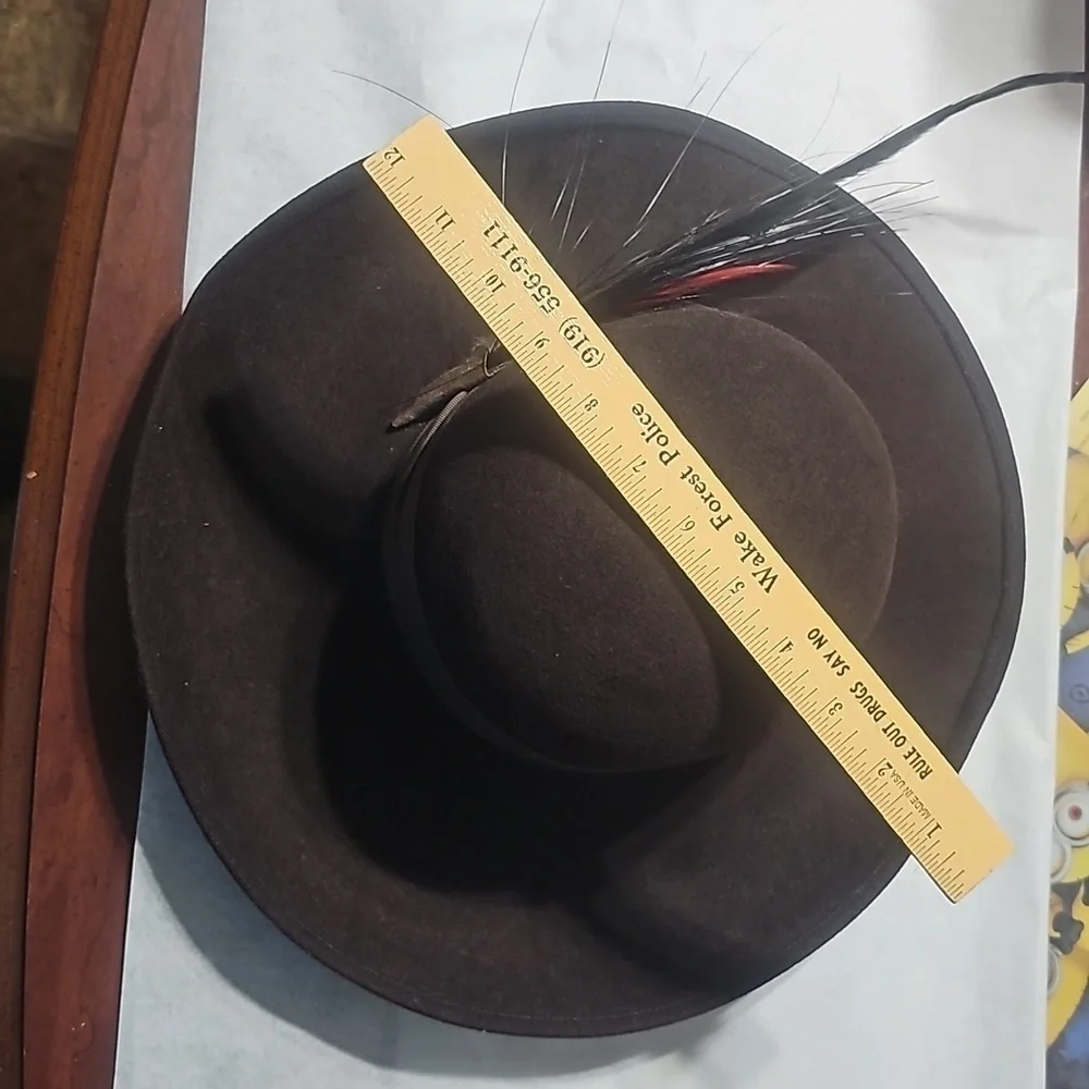 Vintage Peachfelt 100% Wool Kentucky Derby or Church Hat 👒